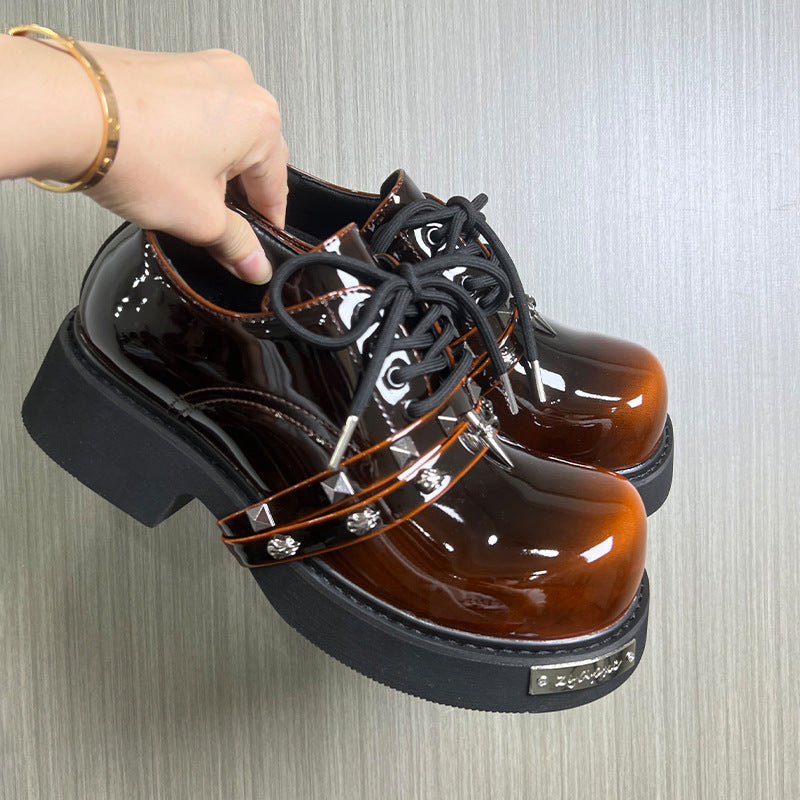 Men's Derby Black Patent Big Head Decorative Rivets Men's Casual Leather Shoes