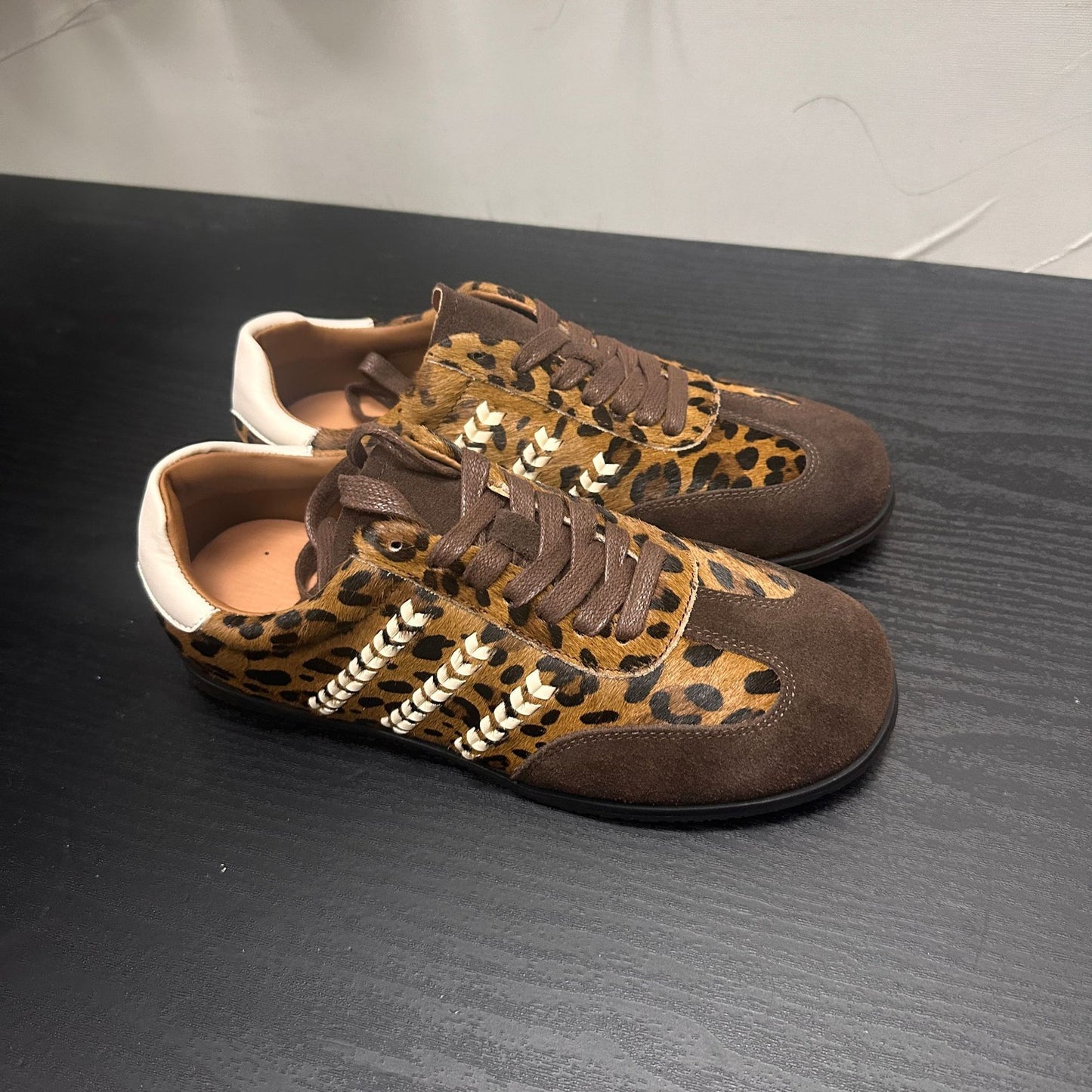 Women's Flat Leopard Print Horse Fur Training Retro British Style Sports Women's Casual Shoes
