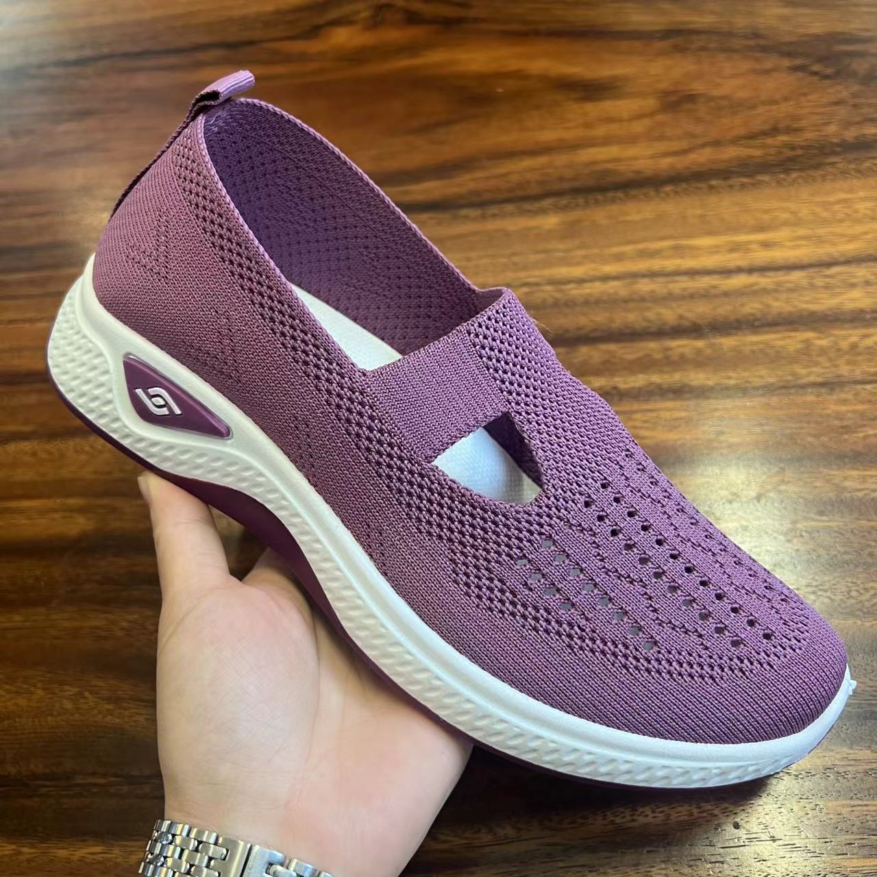 Women's Thick-soled Cloth Old Slip-on Mesh Surface Hollowed Casual Shoes