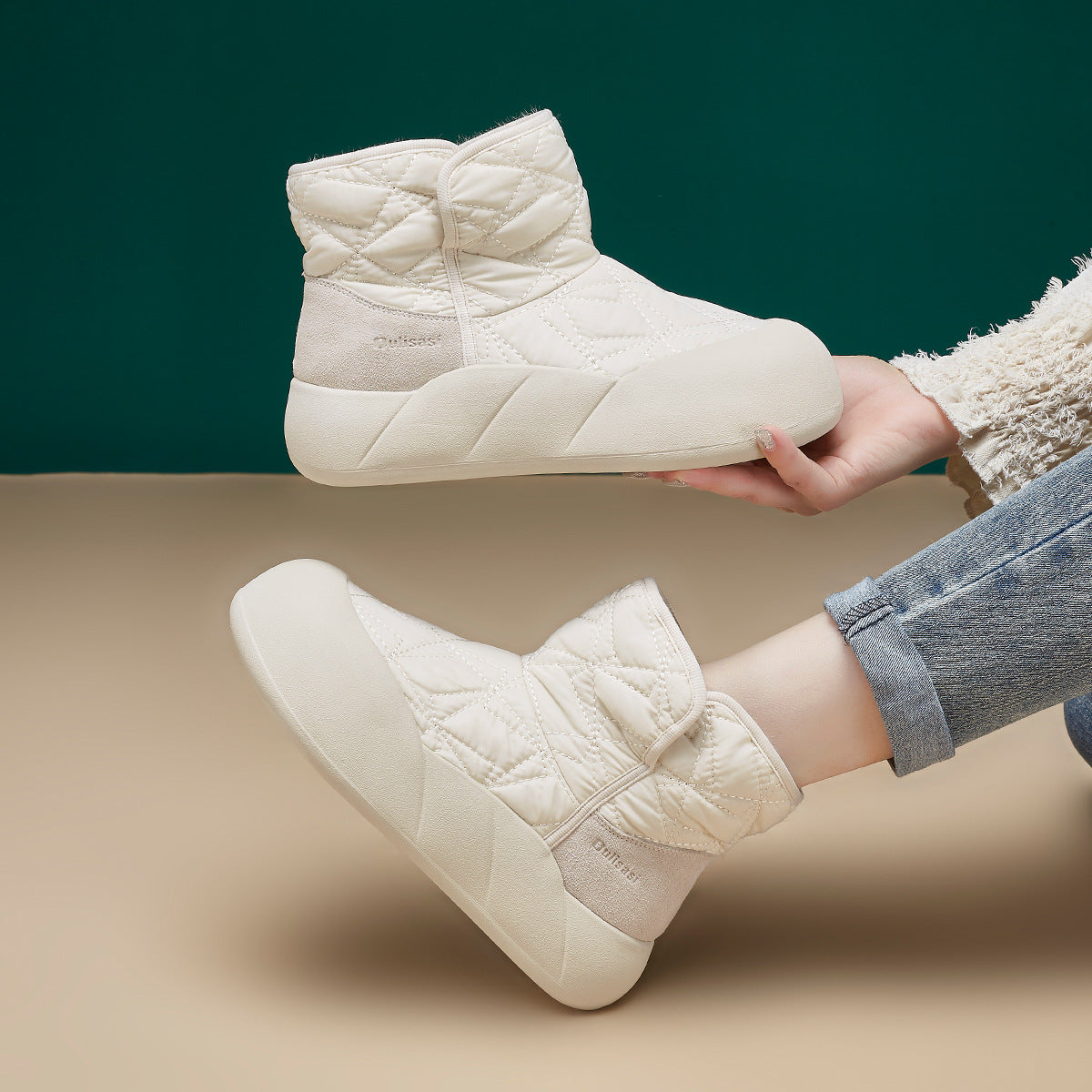 Women's Winter Fleece-lined Thickened Fluffy Cotton Fashion Snow Boots