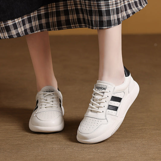 Women's First Layer Cowhide German Training White Wild Pumps Retro Mother Women's Casual Shoes