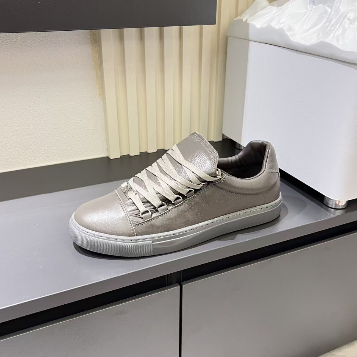 Men's Fashion Trendy Paris Vintage Genuine Men's Board Shoes