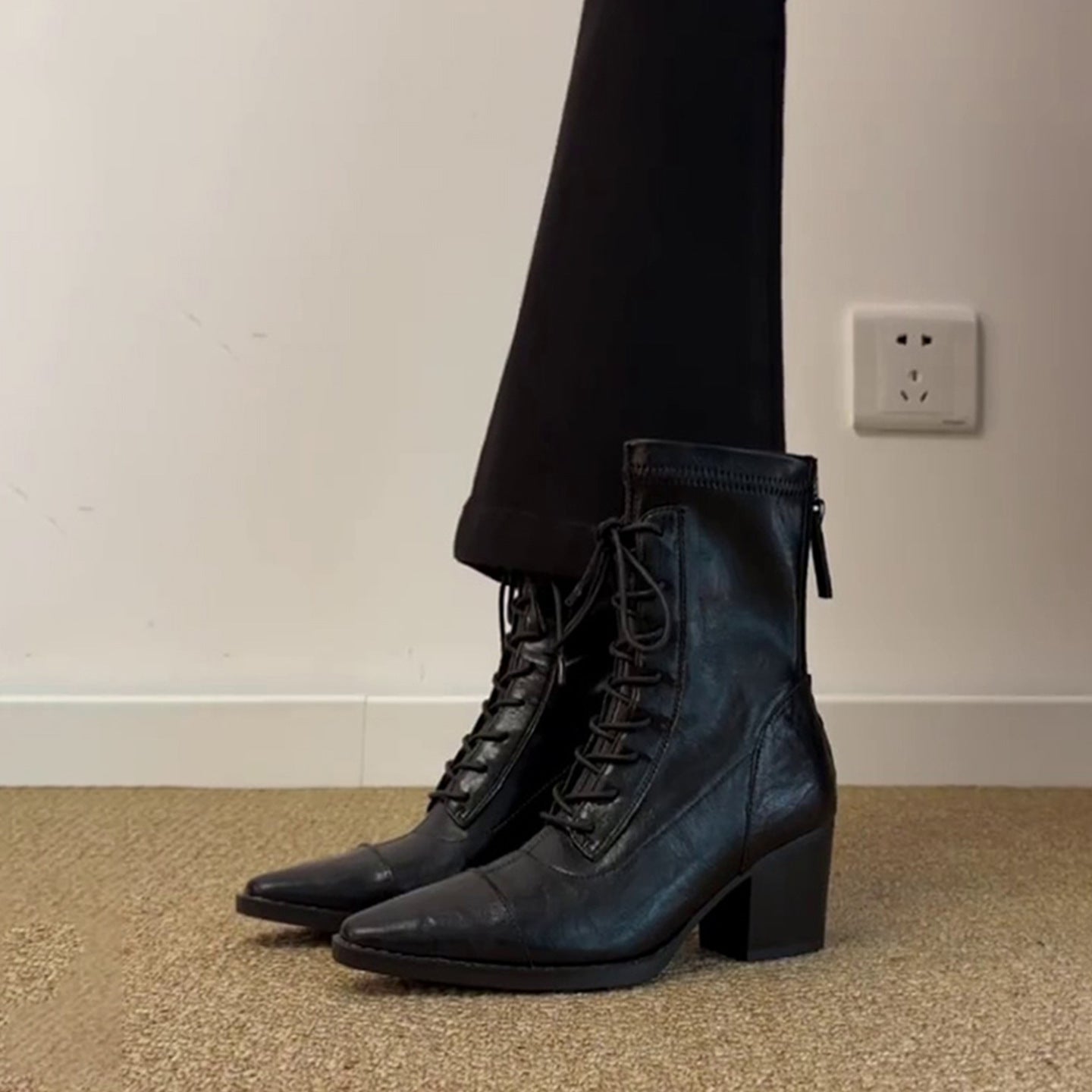 Women's Toe Chunky Booties Slimming Versatile Back Zipper Women's Leather Boots