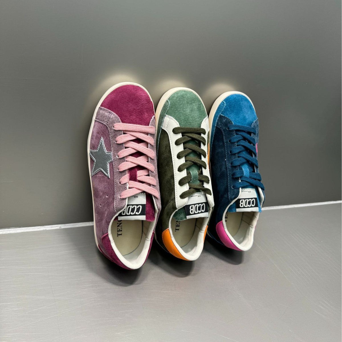 Women's Style Distressed Star Little Dirty Early Spring Lightweight Retro German Sneakers