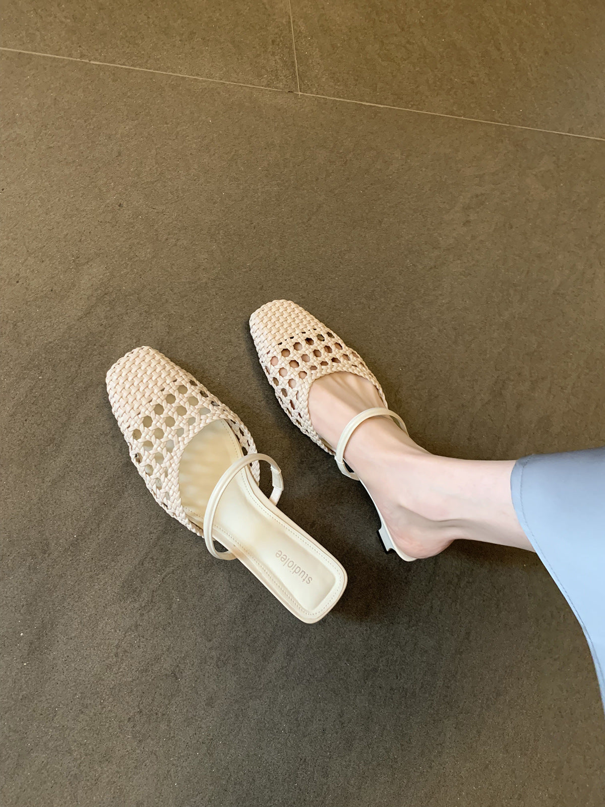 French Square Toe Weaving Hollow Small Slippers