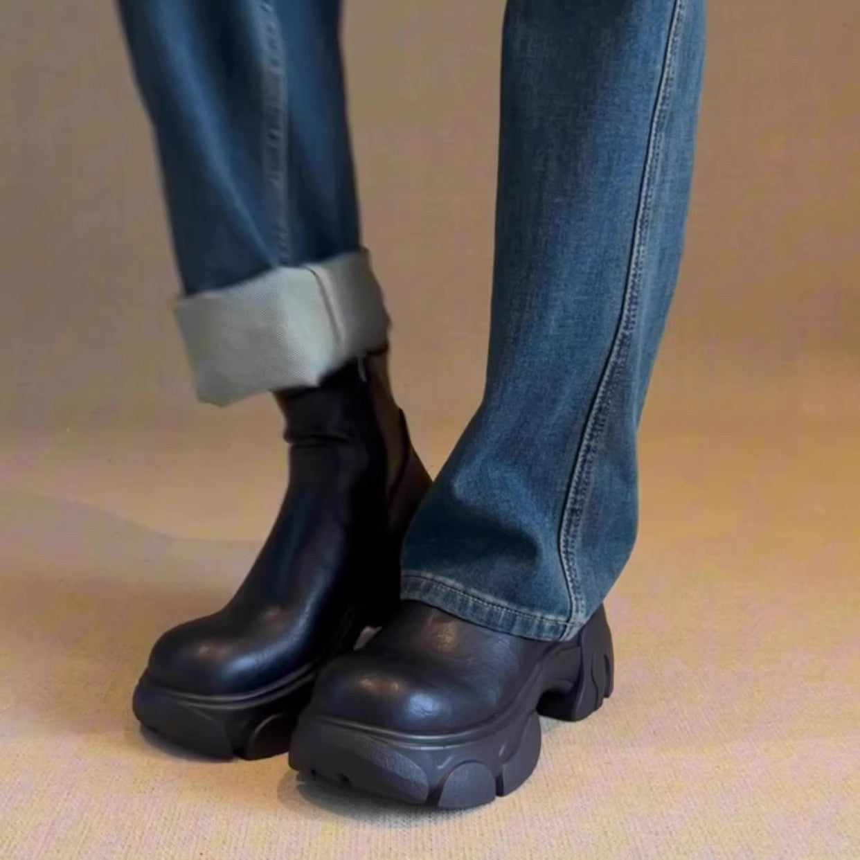 Women's Bottom Retro Small British Style Side Zipper Big Head Short Women's Leather Boots