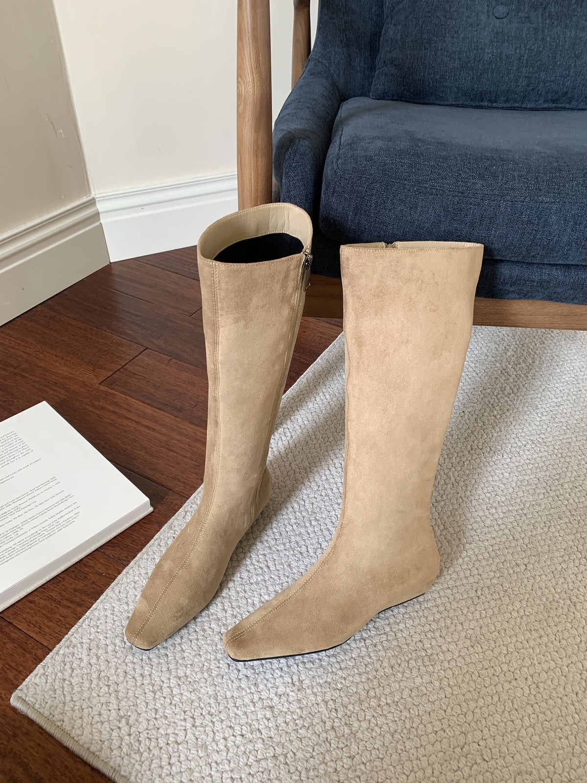 Long Female Below The Knee Tall Boots