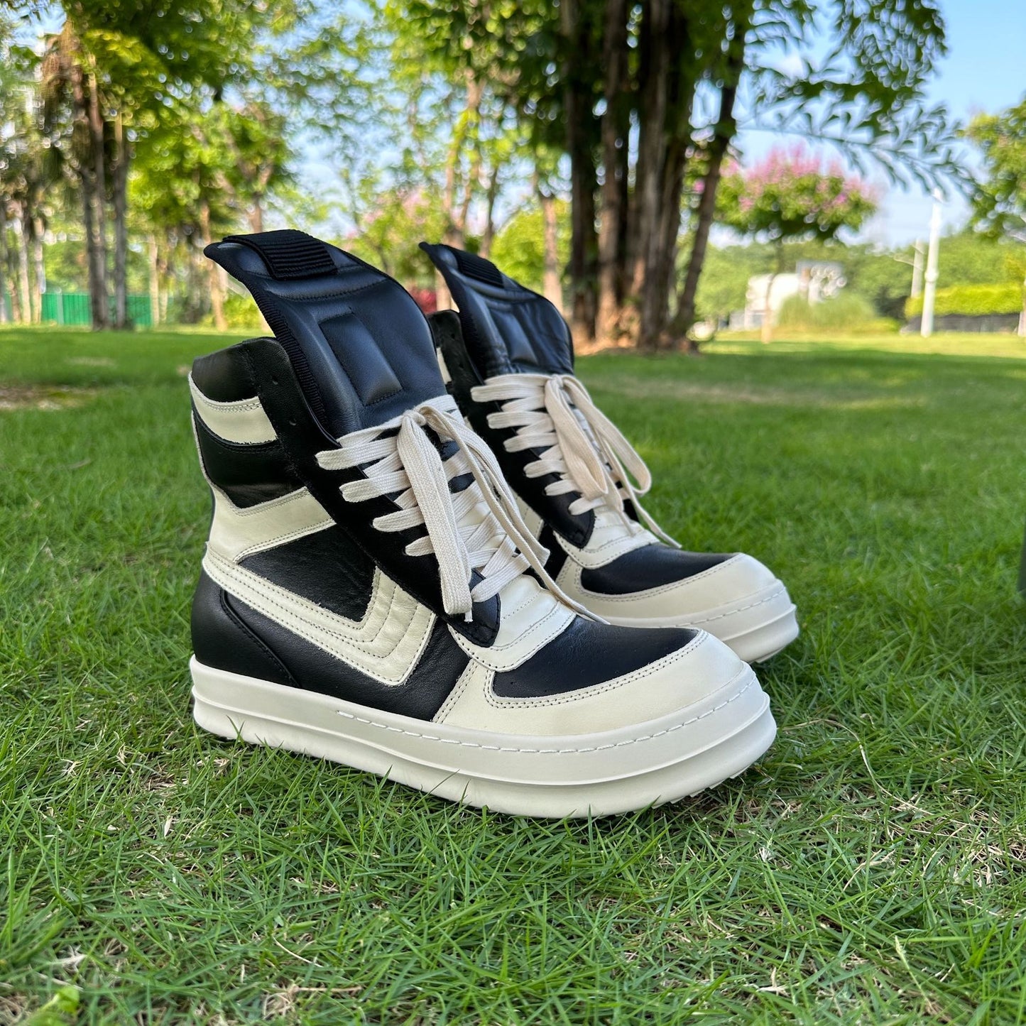 Men's Hook Side Zipper Sports Style Board Sneakers