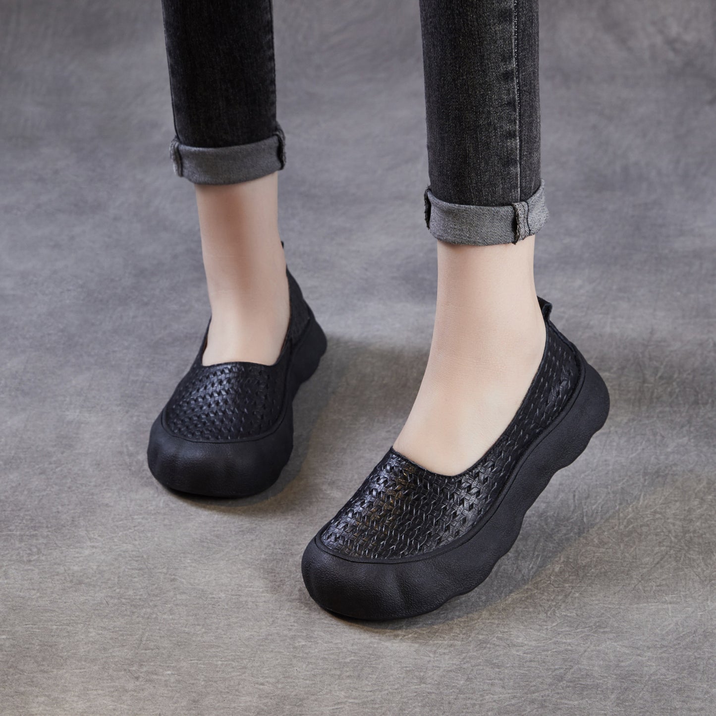 Women's Weave Embossed Vintage Soft Sole Thin Spring Women's Casual Shoes