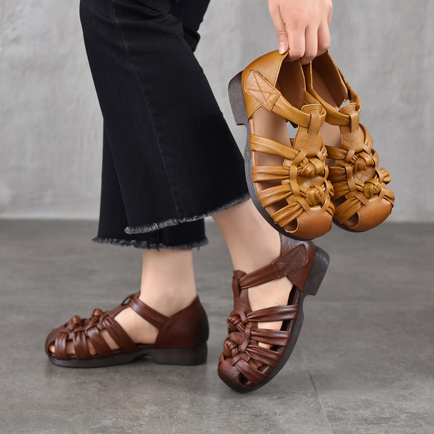 Women's Cowhide Low Roman Soft Bottom Cutout Flat Sandals