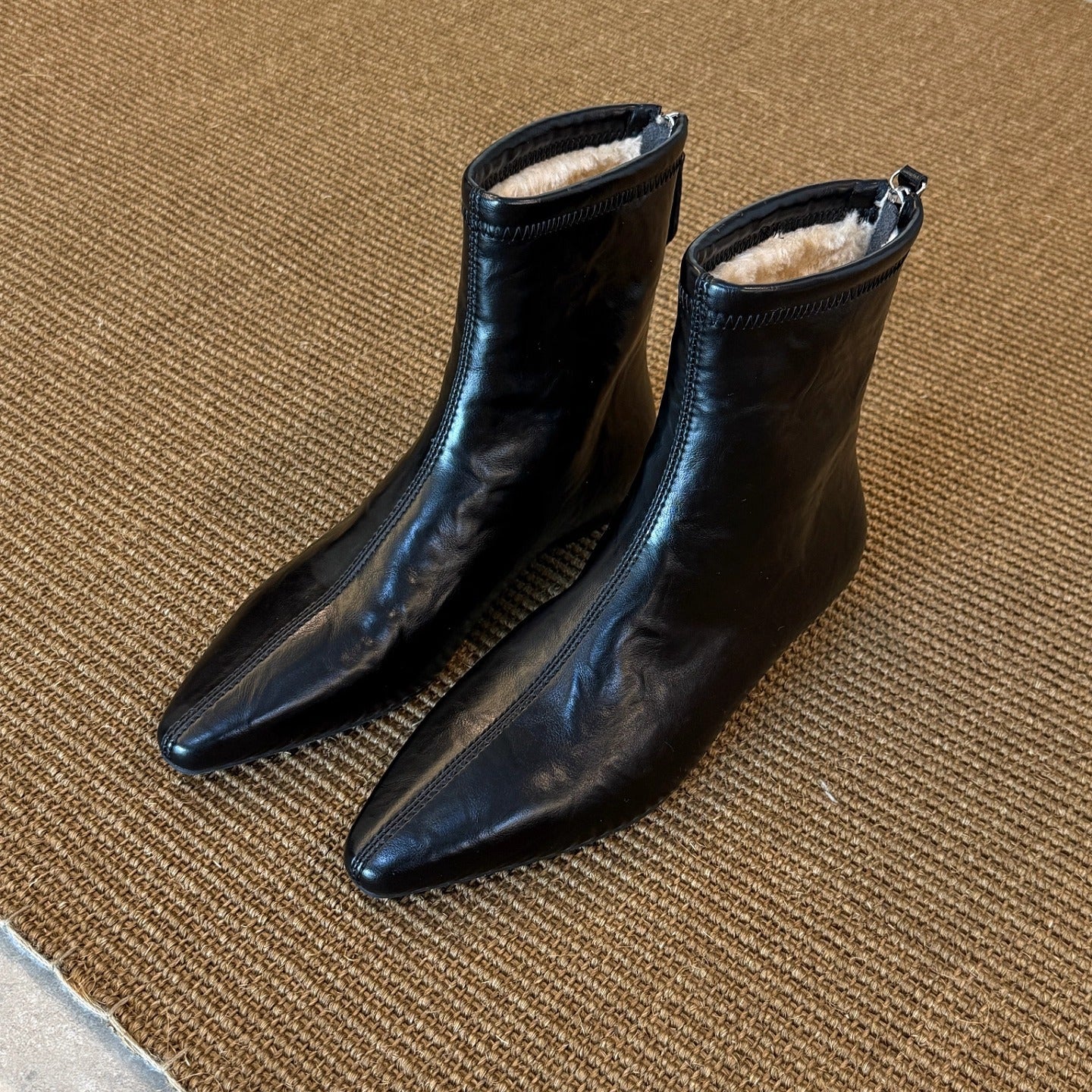 Women's Height Increasing Insole Flat Ankle Simple Veet Back Women's Leather Boots