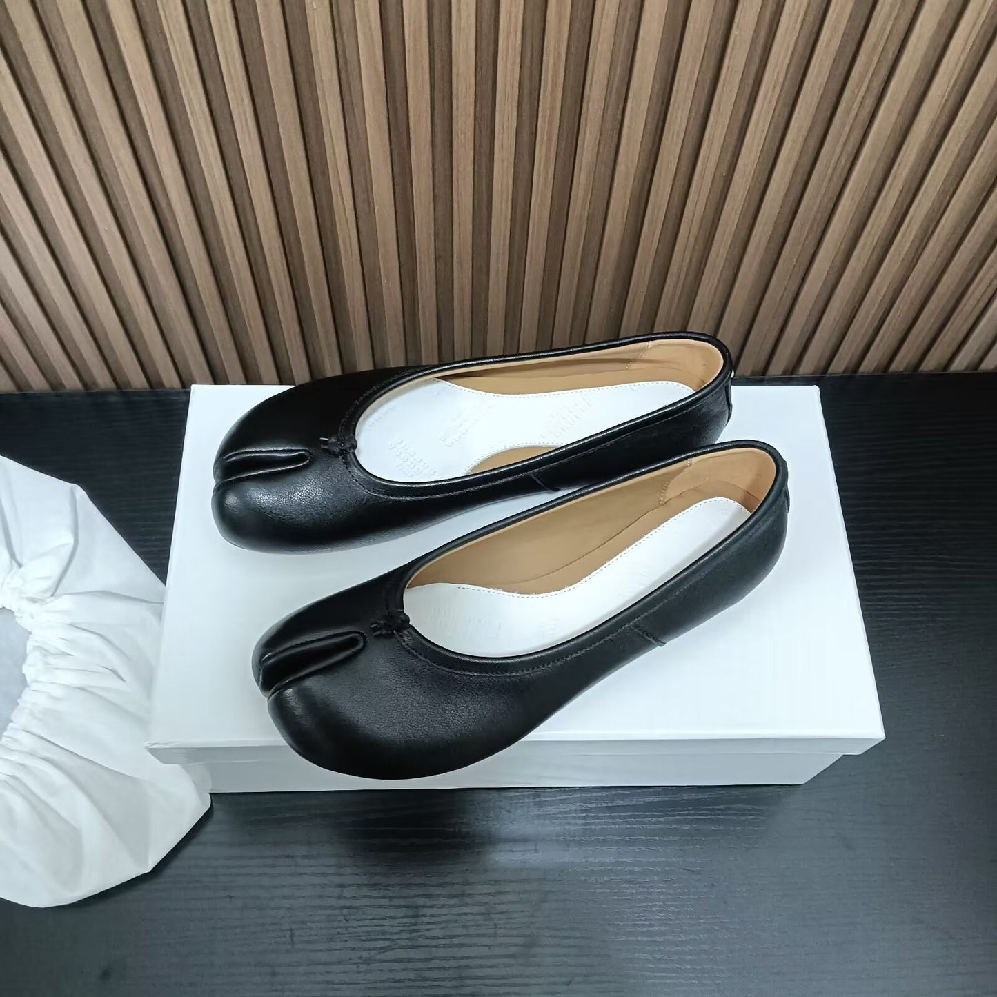 Women's Sheepskin Horseshoe Ballet Dancing Genuine Tabi Flat Women's Casual Shoes