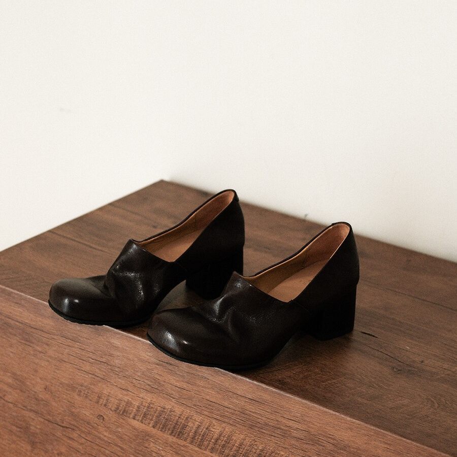 Women's Sheepskin Version Spring Retro Style Niche Round Loafers