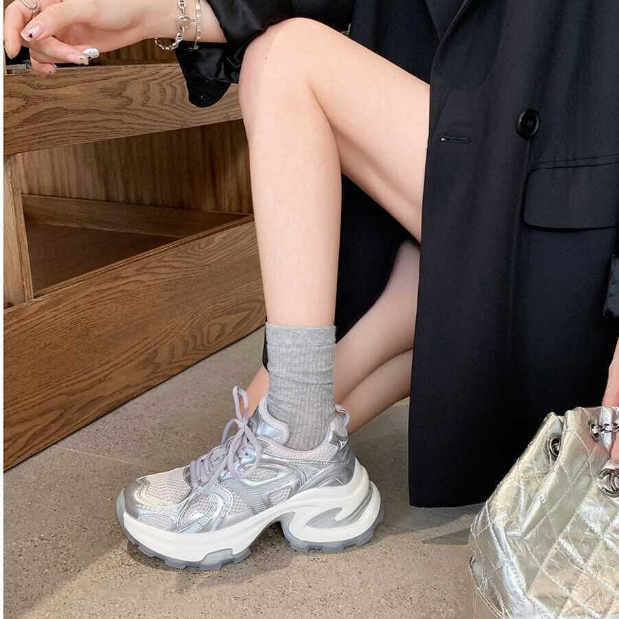 Women's Grape Mom Lightweight Breathable Mesh Platform Heightened Sneakers