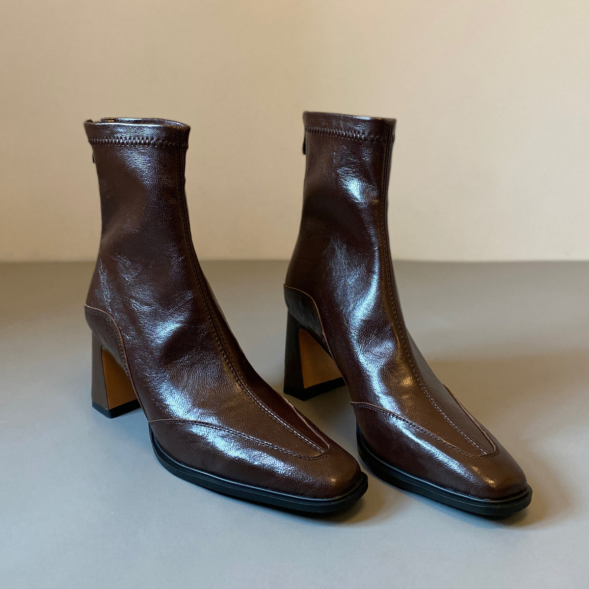 Women's Cowhide French Retro Skinny High Chunky Booties Square Women's Leather Boots