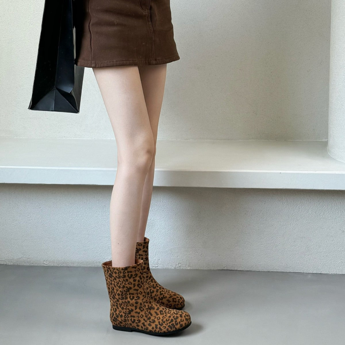 Women's Retro Lazy Style Pinecone Booties Round Toe Flat Bottom Martin Women's Leather Boots
