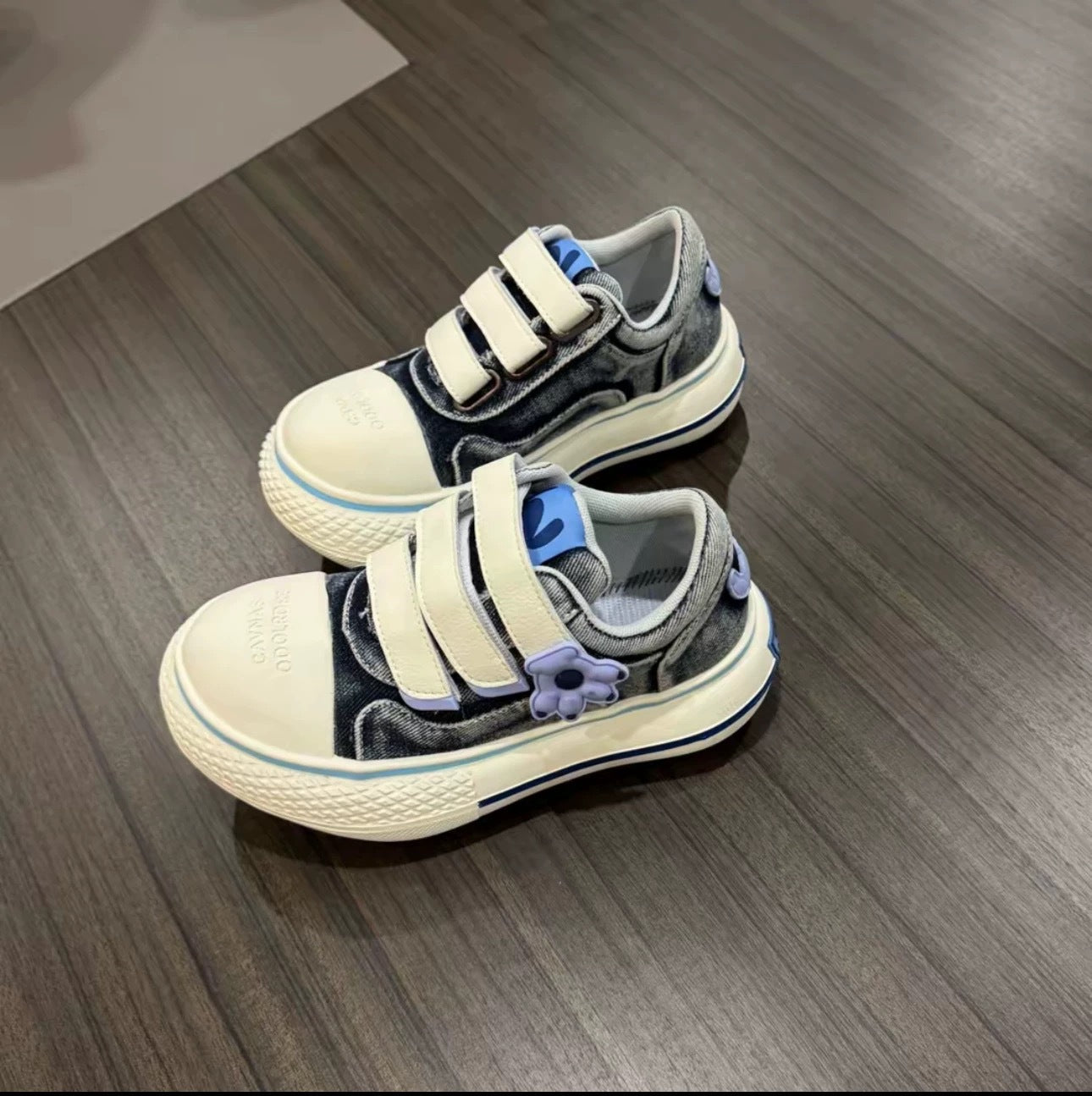 Men's Hello Kitty Mickey Black Big Head Thick Sole Increased Denim Canvas Shoes