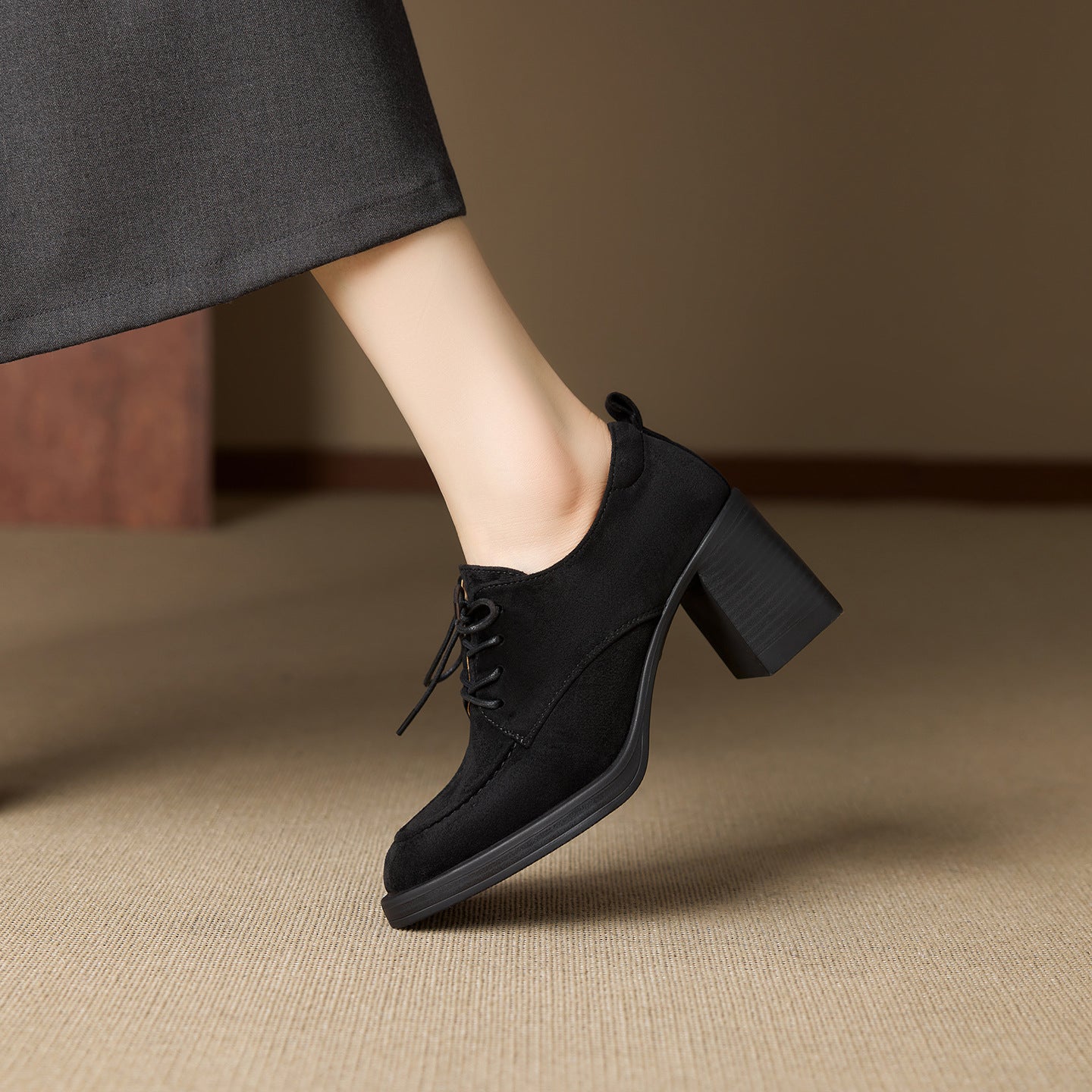 Women's Soft Cowhide Platform High Pumps British Leather Shoes