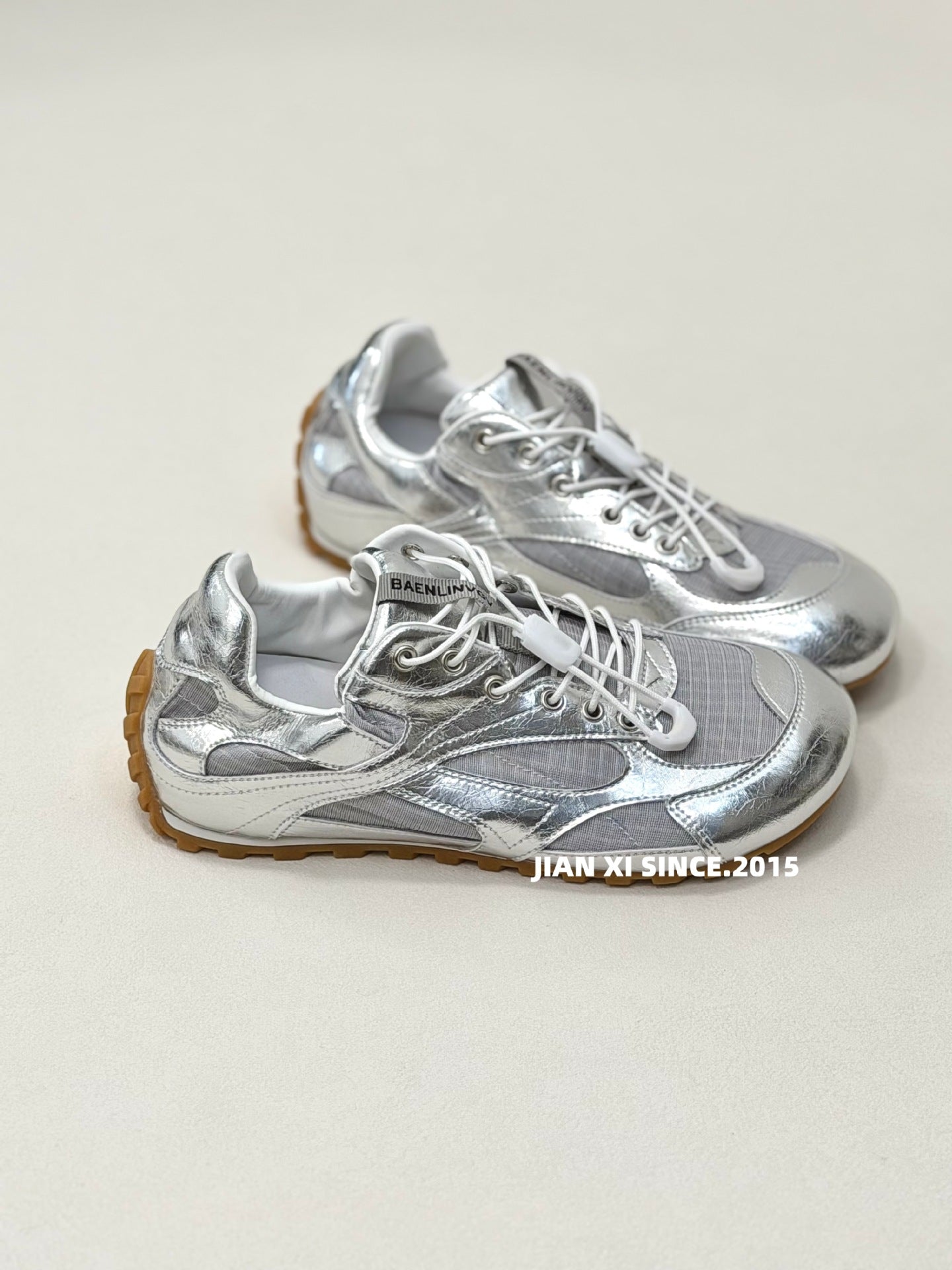 Women's Outdoor Height Increasing Insole Flat Sports Women's Casual Shoes