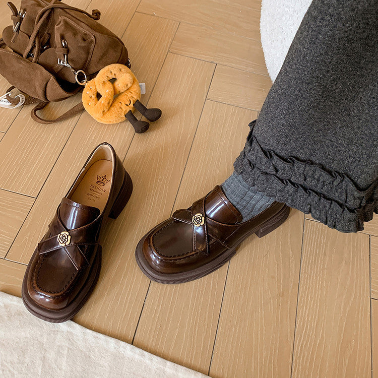 Women's Chunky Camellia British Retro High Pumps Slip-on Commute Loafers