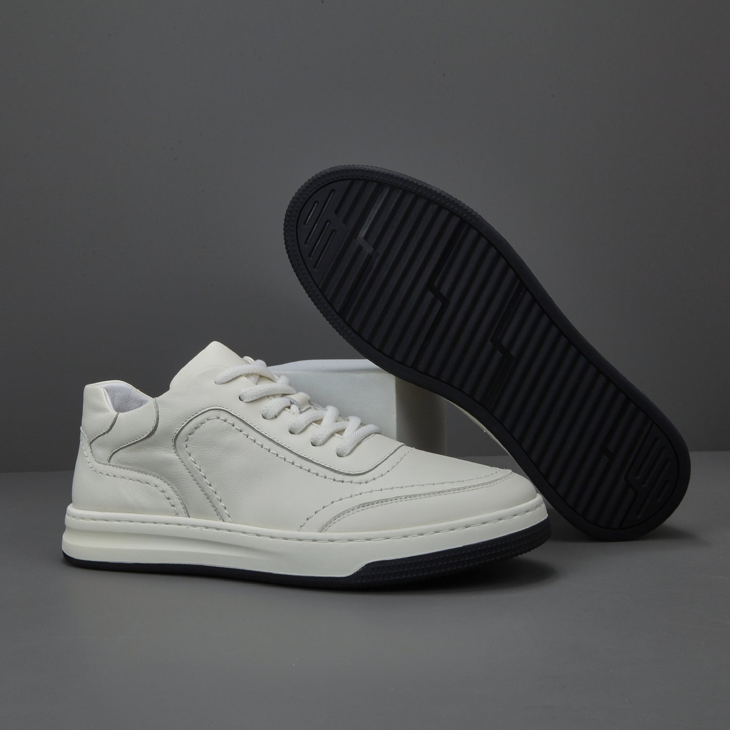 Men's First Layer Cowhide Foam Bottom White Sneakers