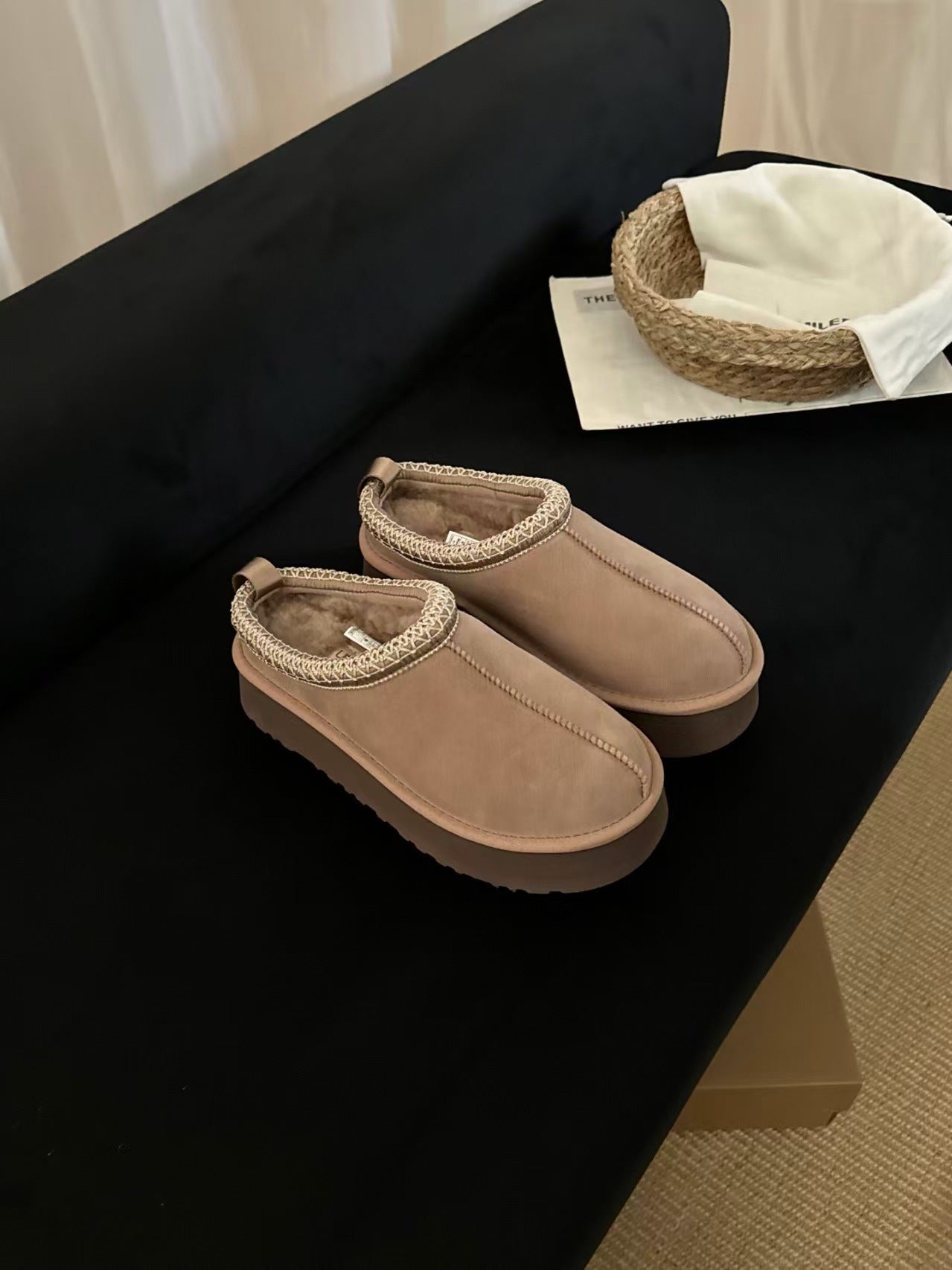 Women's Fur Integrated Thick-soled Ethnic Style Half Thickened Wool Women's Snow Boots