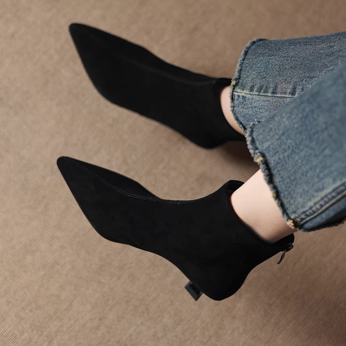 Women's Suede Matte Fashion Short Thick Wool Warm Kitten Pointed High Heels