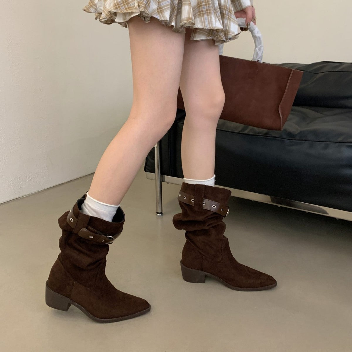 Women's Vintage Crumpled Pile Style Pointed Western Cowboy Thick Middle Women's Leather Boots