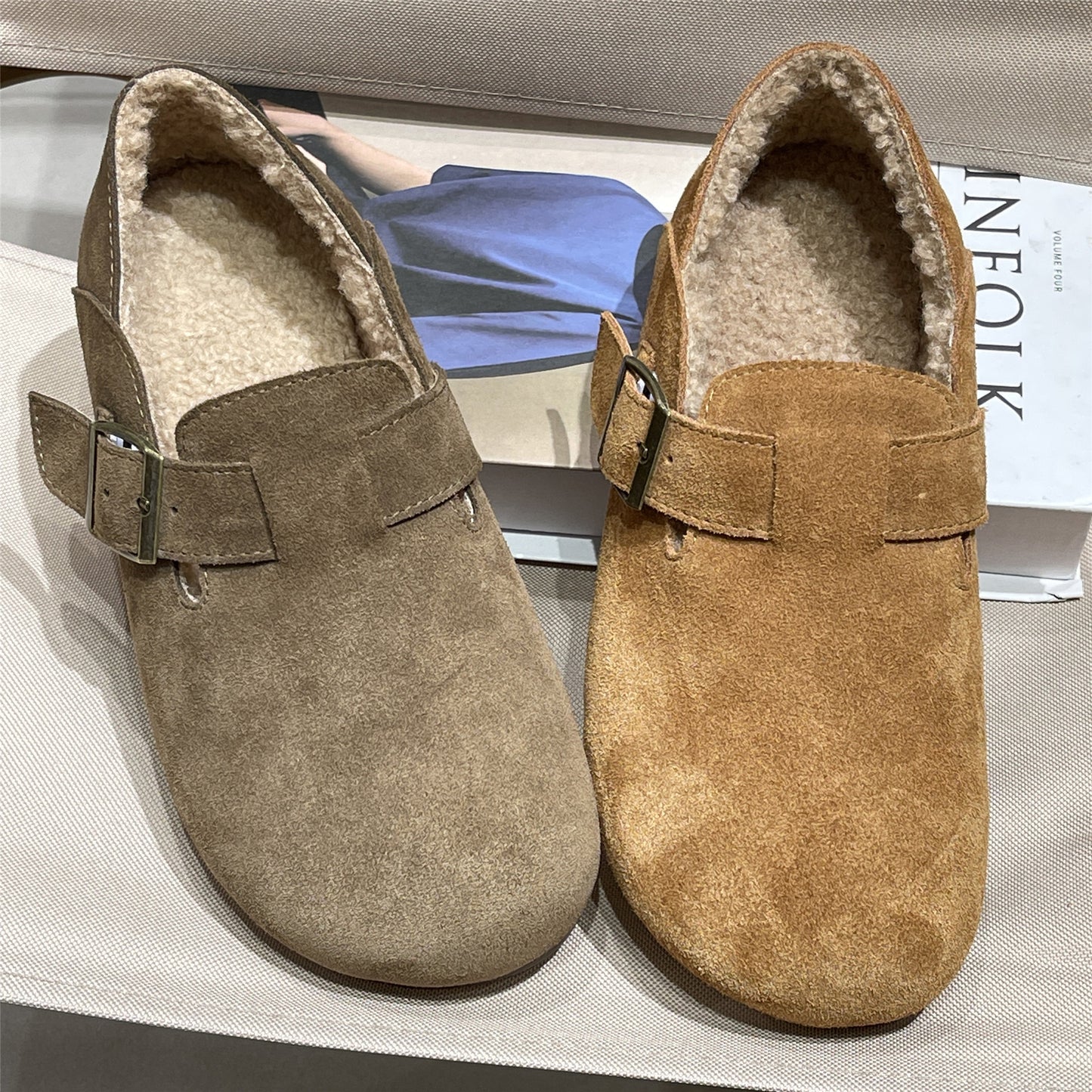 Women's Genuine Retro Slip-on Flat Bottom Fleece-lined Women's Shoes