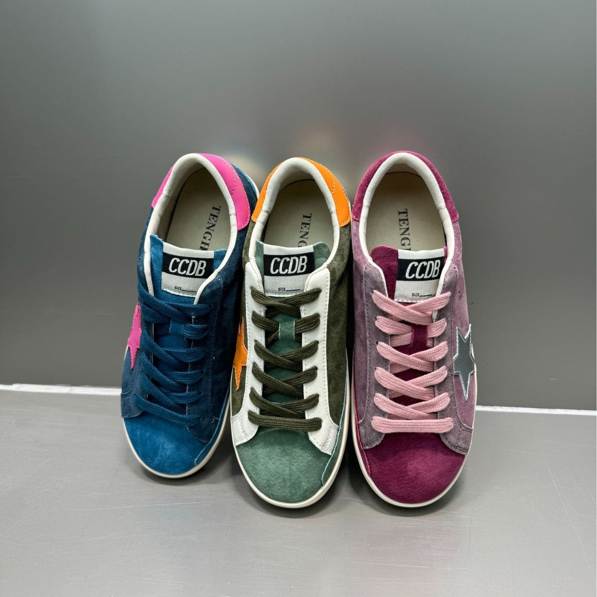 Women's Style Distressed Star Little Dirty Early Spring Lightweight Retro German Sneakers