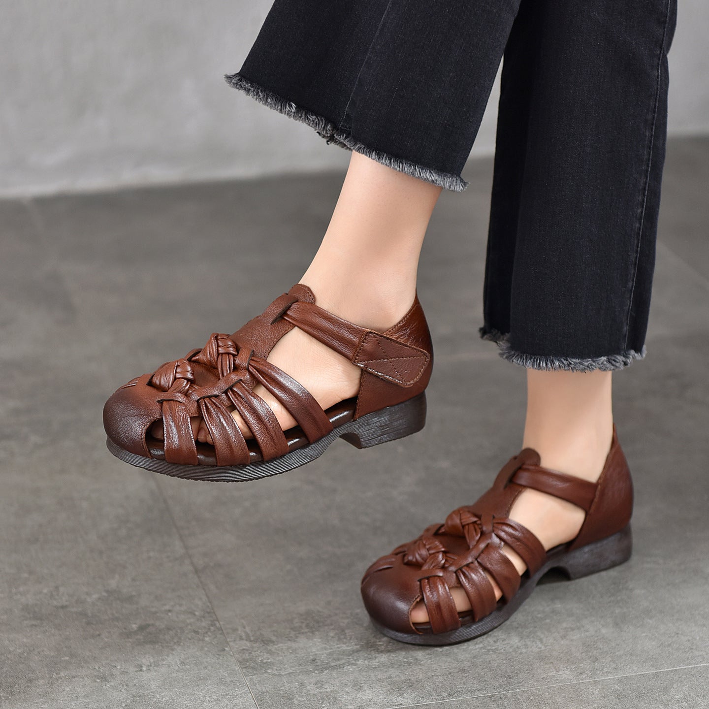 Women's Cowhide Low Roman Soft Bottom Cutout Flat Sandals