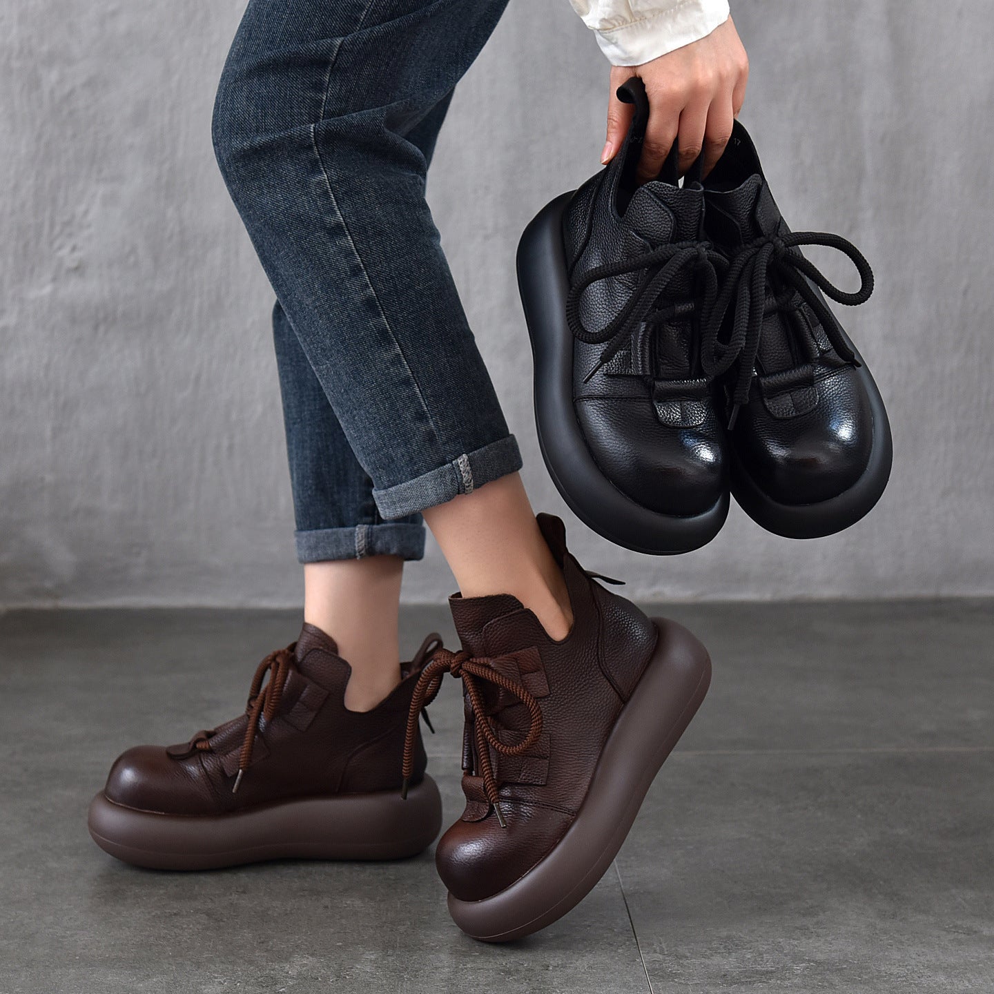Women's Ankle Authentic First Layer Cowhide Platform Round Boots