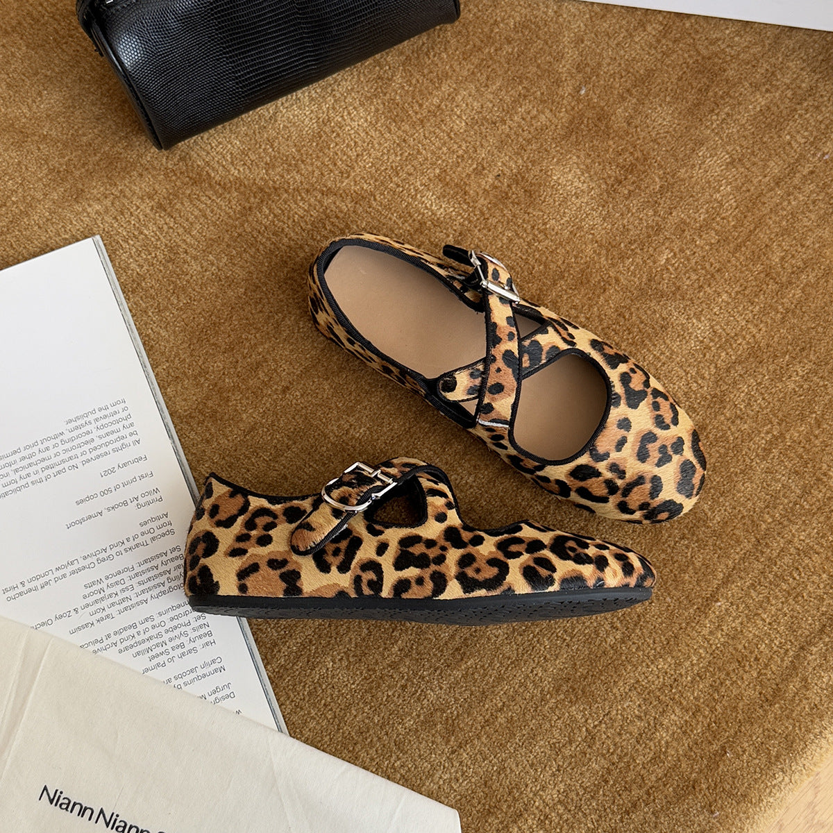 Buckle Flat Pumps Retro Fashion Mary Jane Leather Shoes