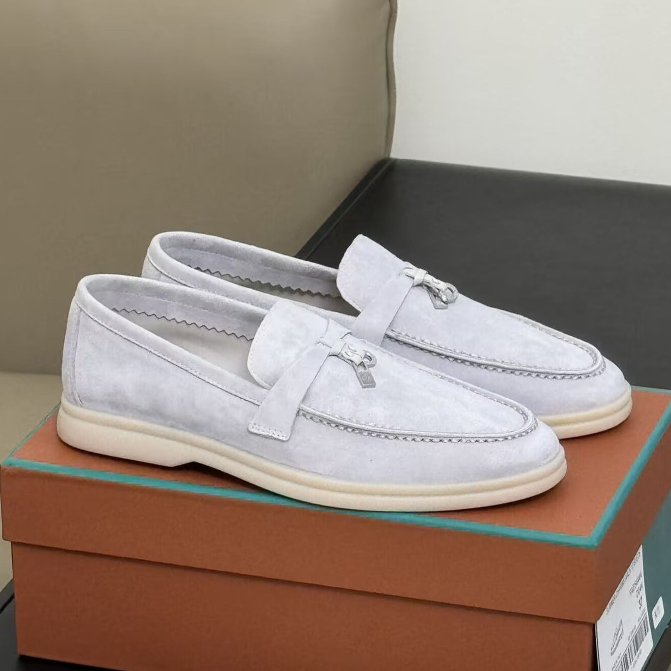 Men's Slip-on Soft Bottom Lovers Cowhide Comfortable Loafers