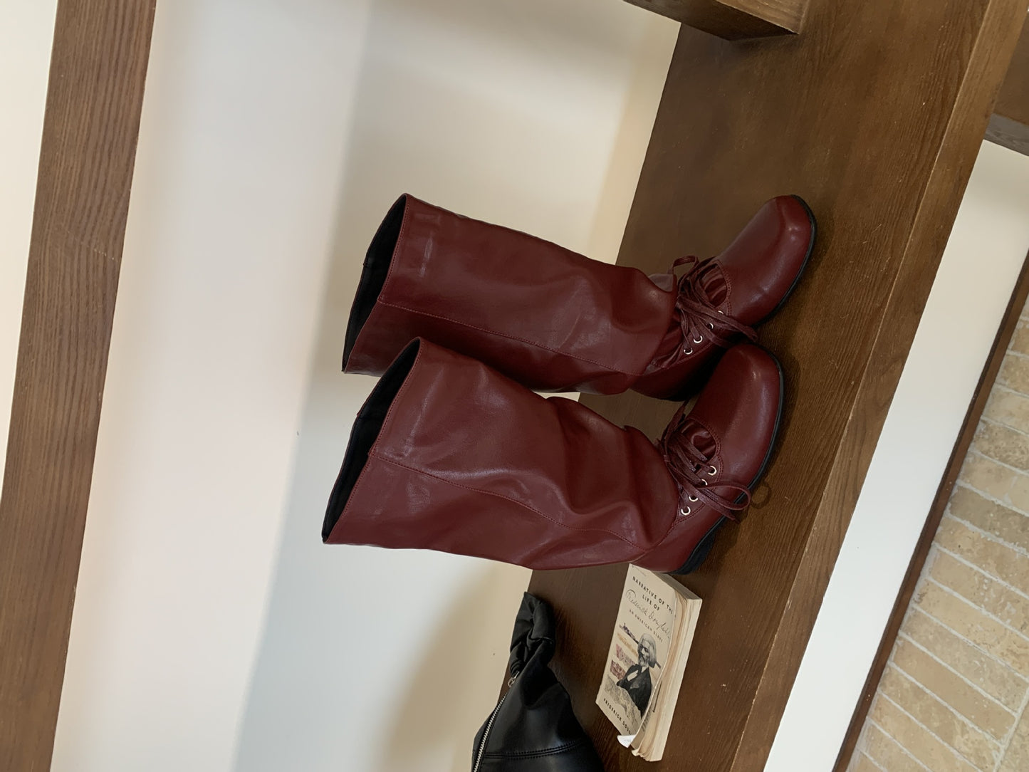 Distressed Wrinkled Autumn Korean Style Comfortable Women's Leather Boots