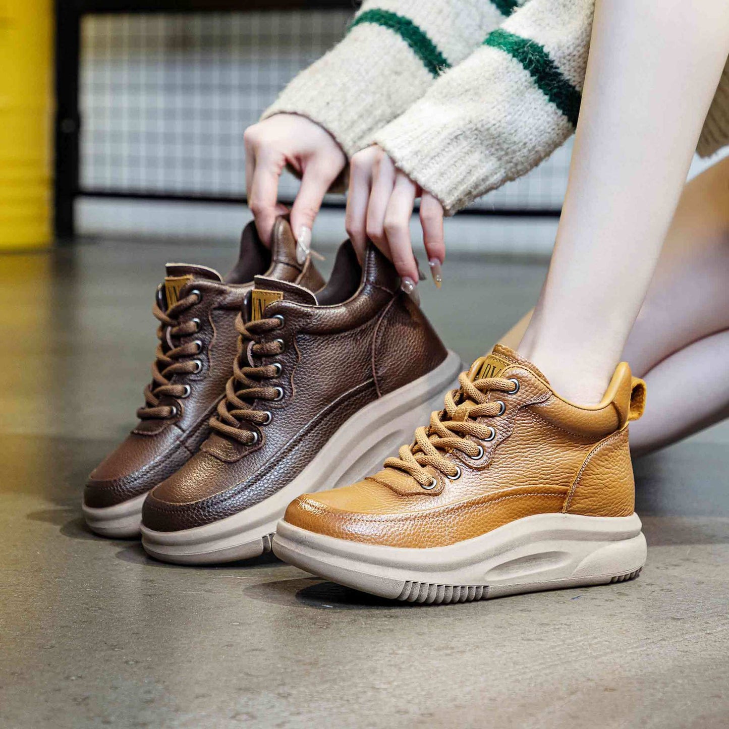 Women's Top Layer Cowhide Comfortable Platform Retro Sports Men's Shoes