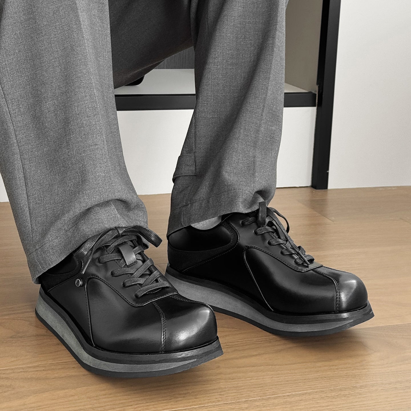 Women's & Men's Spring Travel Commute Super Beautiful Retro Men's Casual Leather Shoes