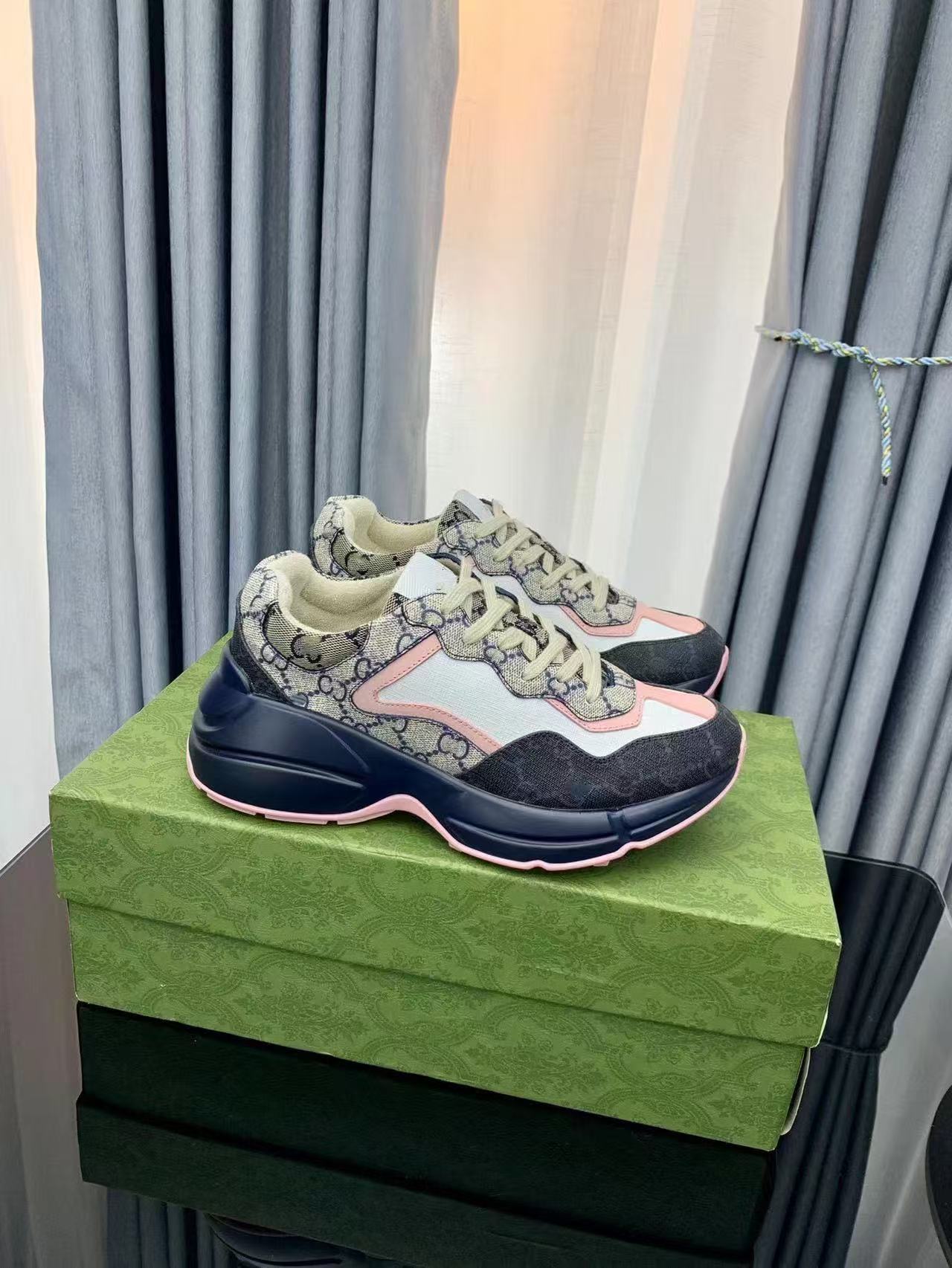 Women's Authentic Clunky Platform Height Increasing Retro Women's Shoes