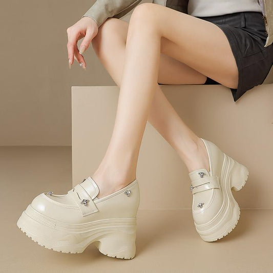 Increasing Insole Slip-on Deep Mouth Pumps Patent Platform Heels
