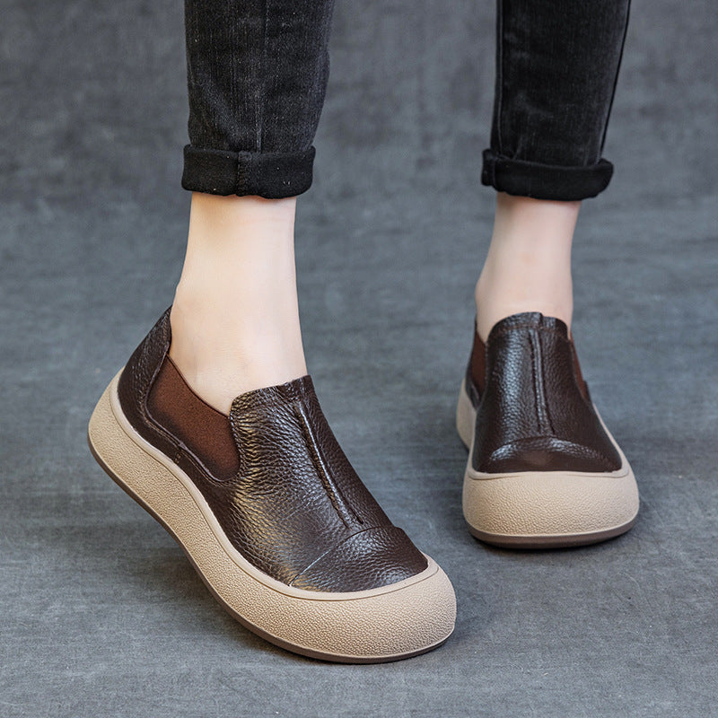 Women's Autumn Slip-on Simple Retro Handmade Round Toe Loose Commuter Flat Women's Casual Shoes