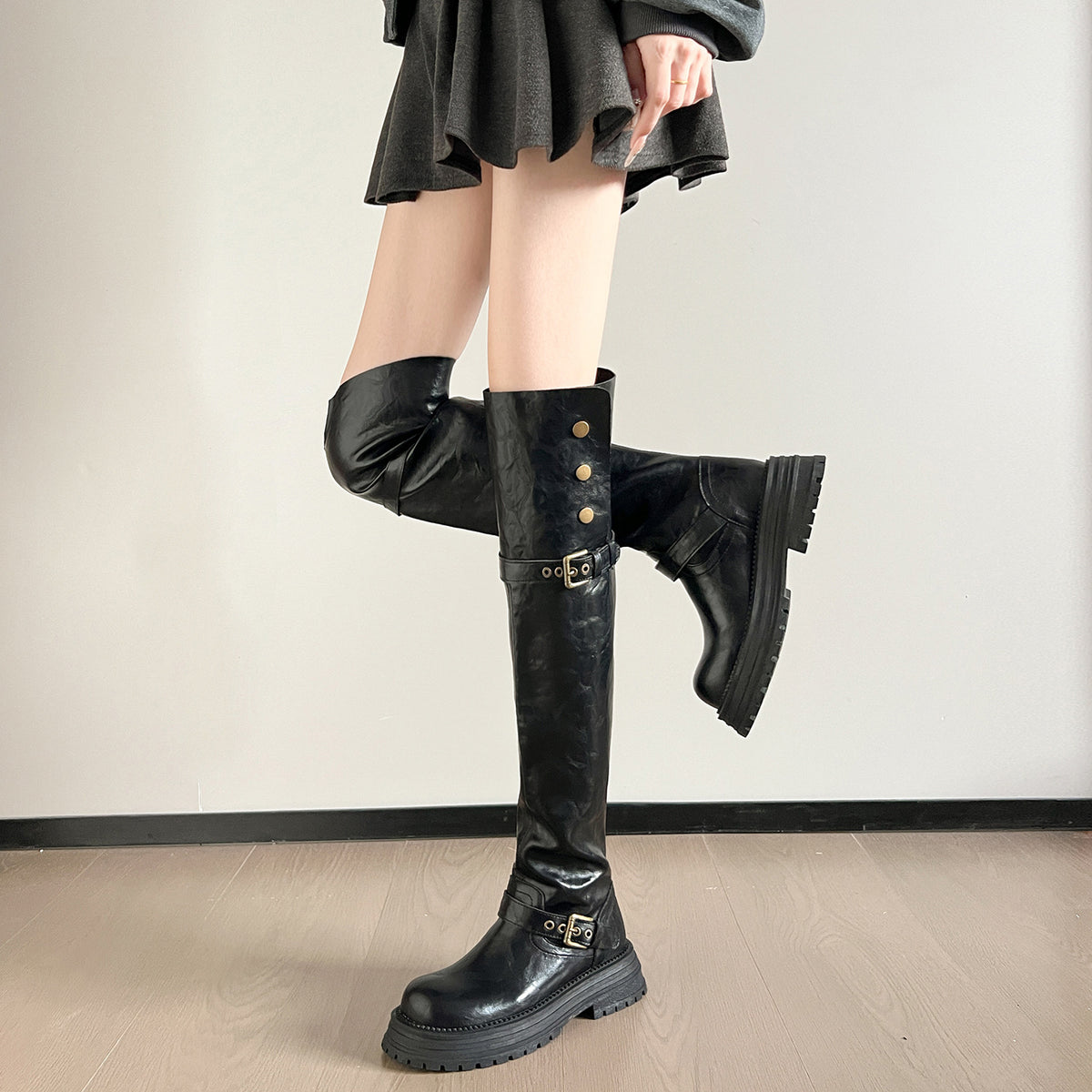 Small Thick Legs Fashion Black Bottom High Women's Leather Boots