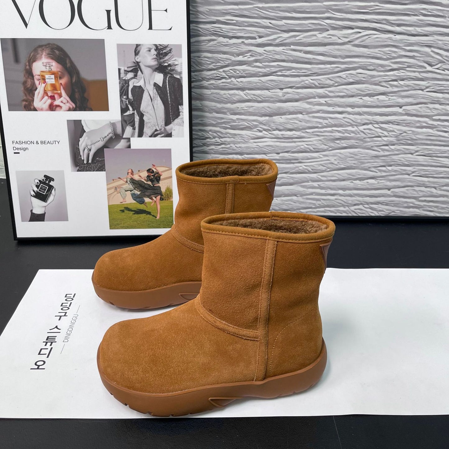 Fashion Female Winter Round Head Soft Bottom Wild Snow Boots