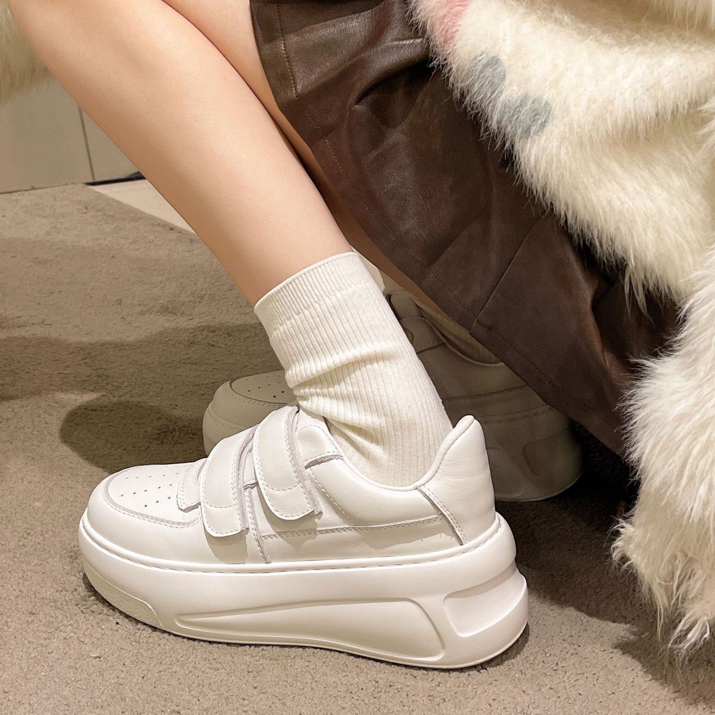 Women's Genuine Inside Outside Velcro Platform Heightened Easy Women's Casual Shoes