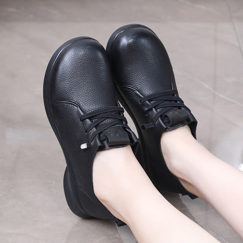 Women's Comfortable Breathable Sheepskin Soft Bottom Surface Daily Middle-aged Mother Shoes