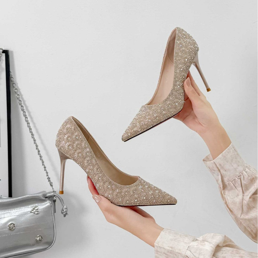 Women's Crystal Pearl Full Diamond Low-cut Stiletto High Pumps Daily Heels