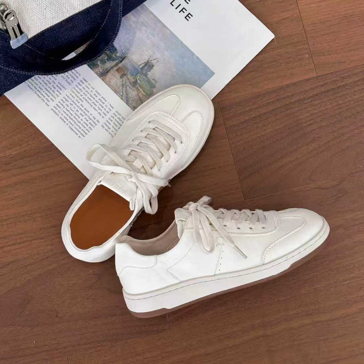 Women's Retro Soft Glutinous White Round Toe Lace Up Sneakers