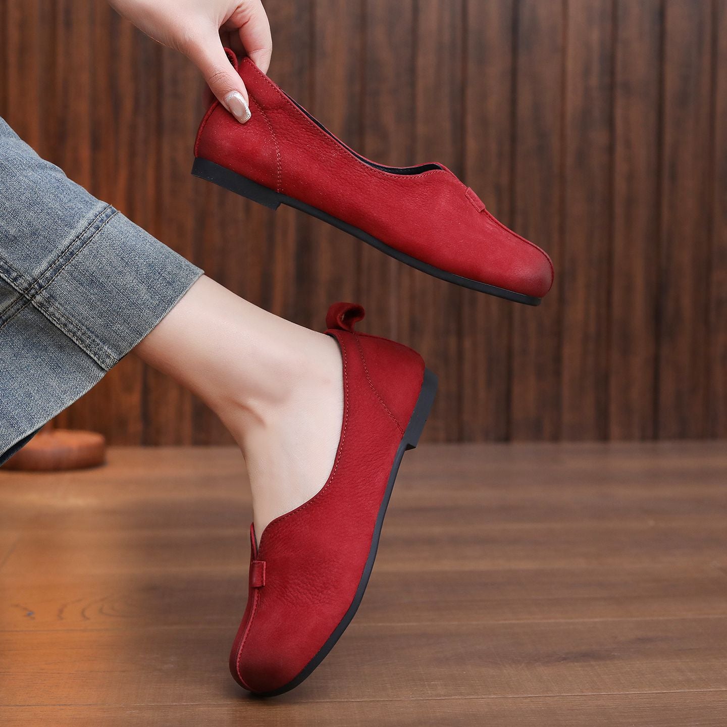 Women's Cowhide Mother's Spring Ethnic Style Flat Chinese Plaid Shallow Middle-aged Mother Shoes