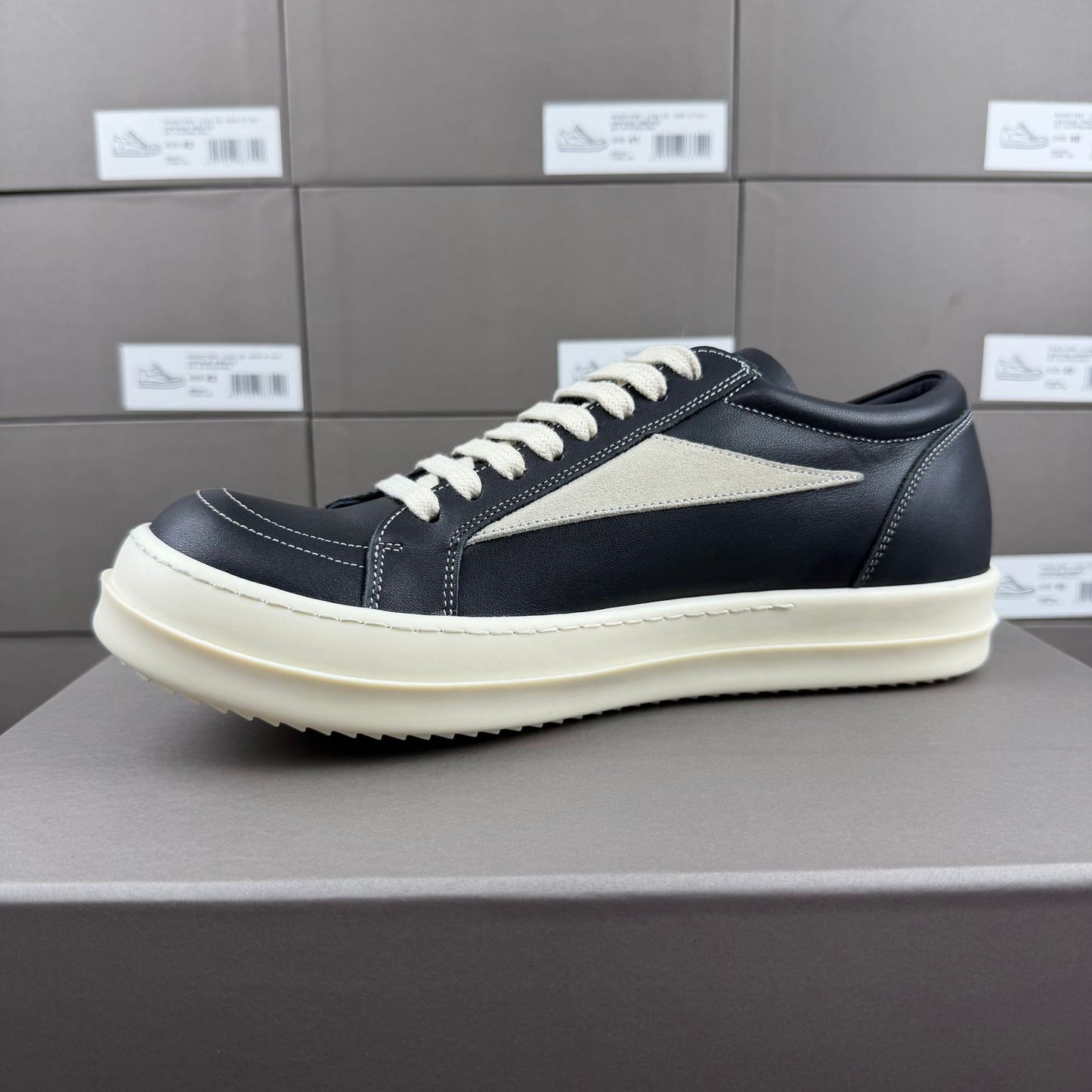 Men's Classic Small Briefs Vintage Low Top Full Men's Board Shoes