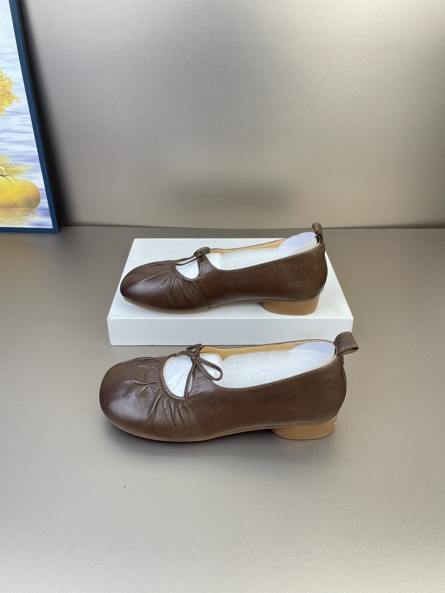 Women's Retro Mary Jane Round Toe Flat Shallow Mouth Pumps Authentic Heels