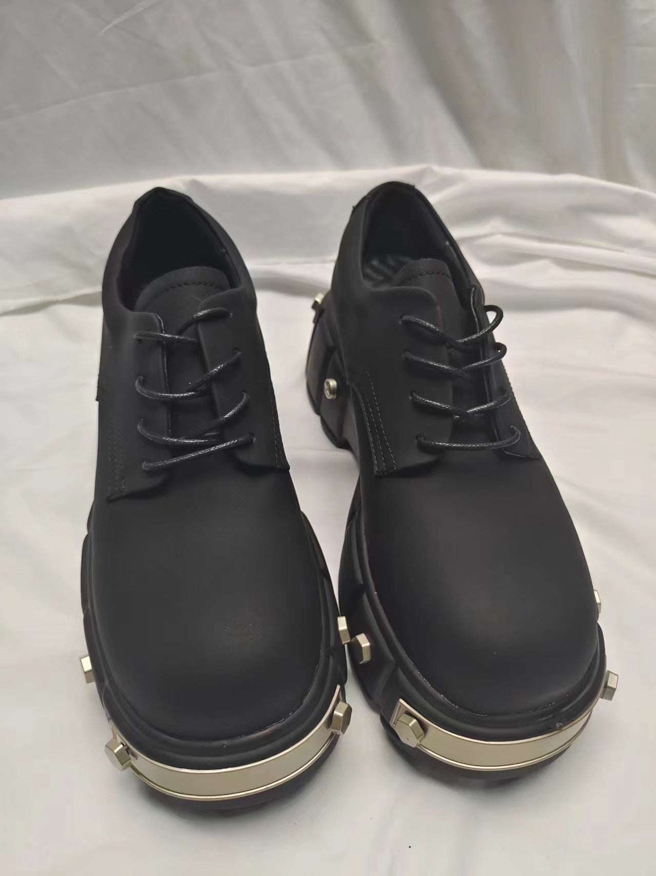 Cowhide Metal Rivet Fashion Iron Element Men's Casual Leather Shoes